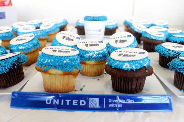 Copy of DiversityFliesWithUs_Cupcakes_United